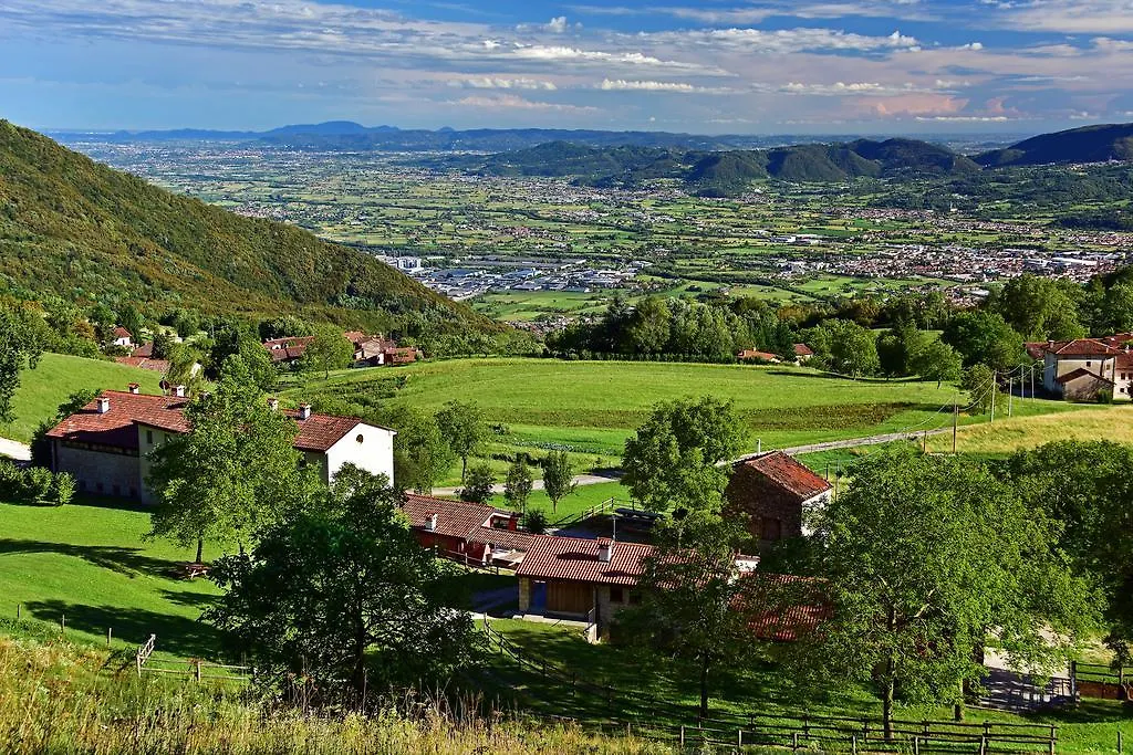 Il Maggiociondolo Agriturismo location